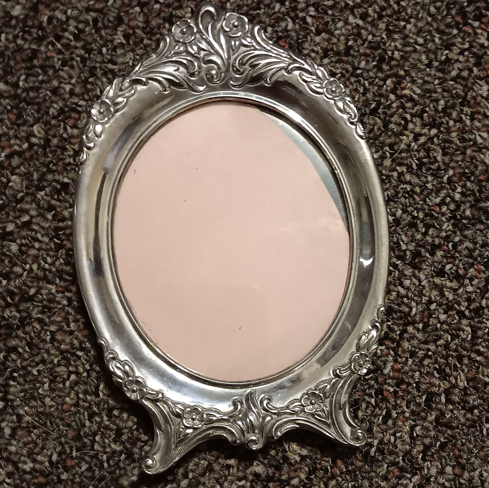 (SOLD)COPY - Silver picture frame